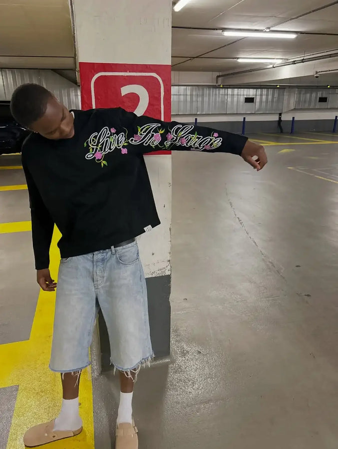 Long sleeve Live in large